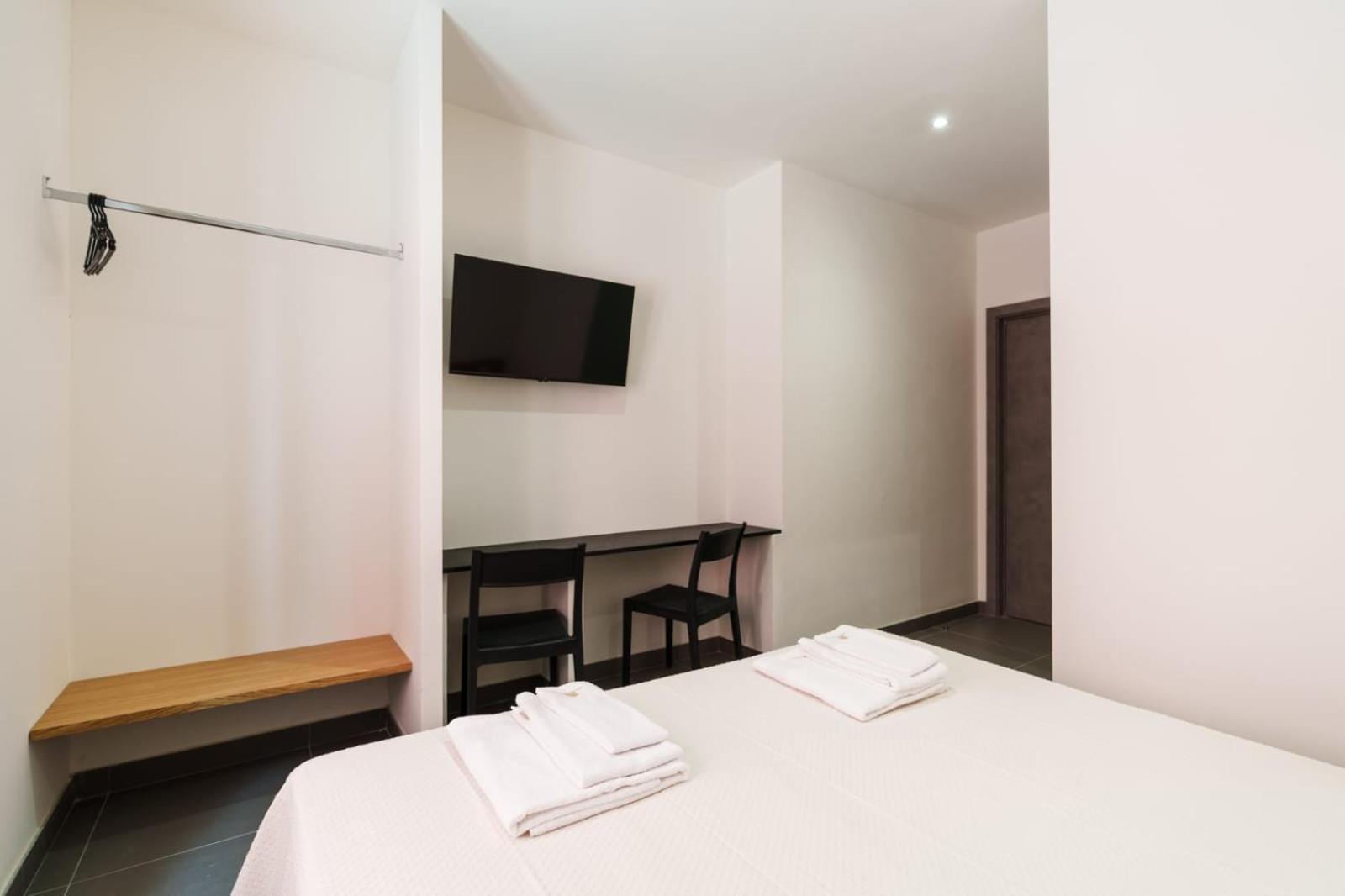 Camere Cavour 马切拉塔 外观 照片